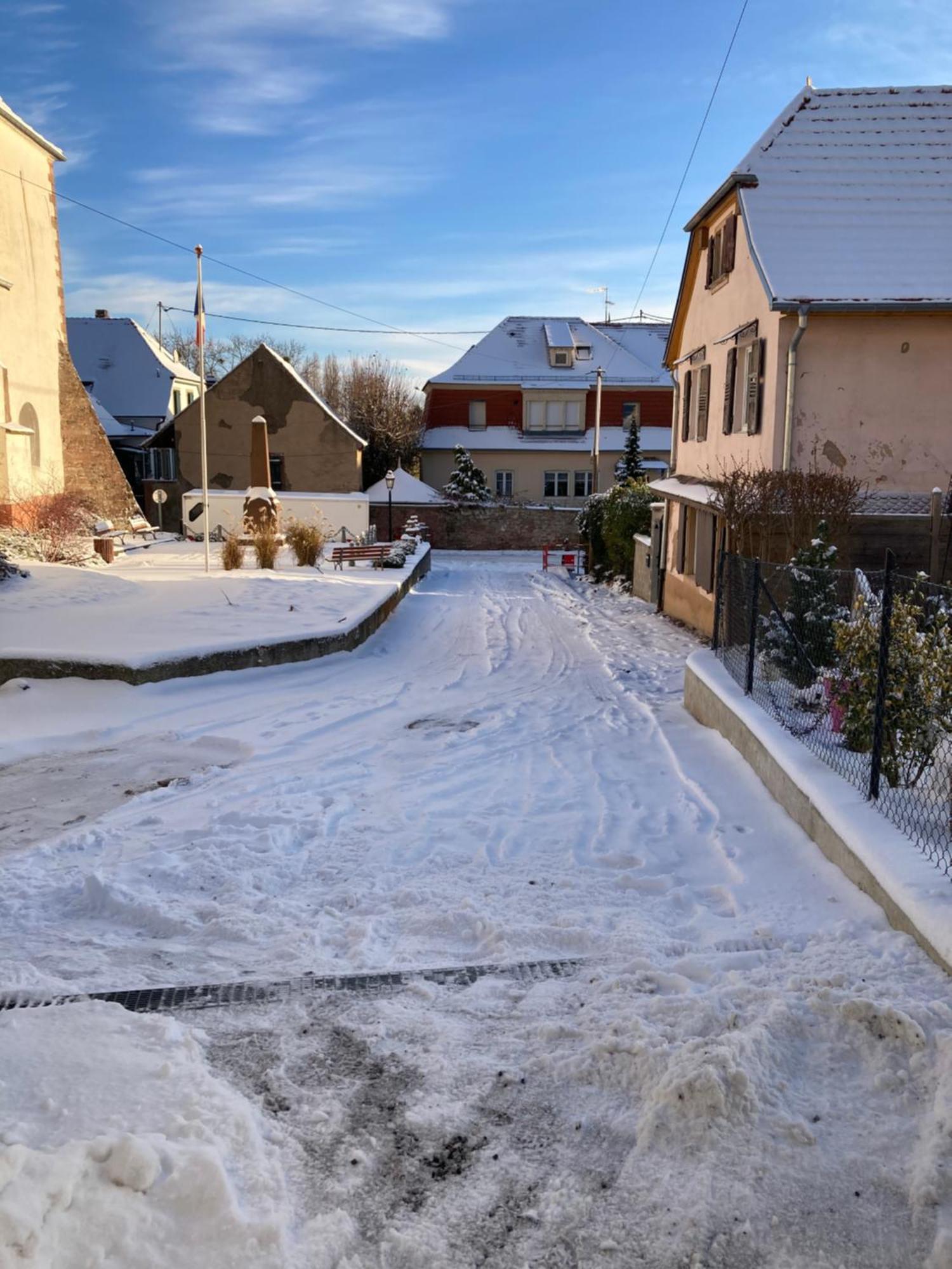 Gite Le 1602 Saint-Nabor Екстер'єр фото